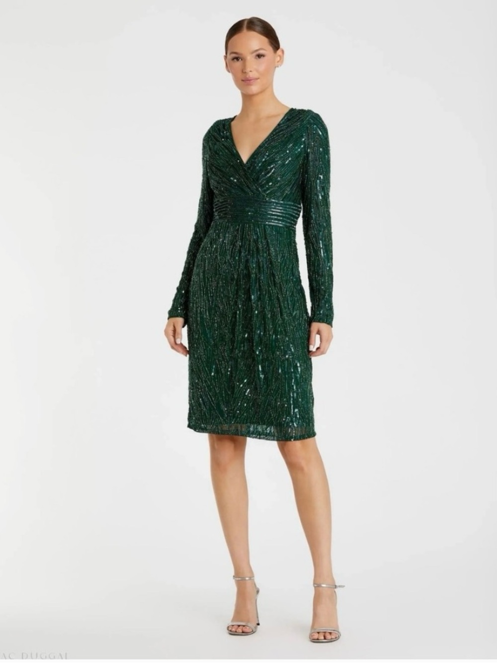 Mac Duggal Emerald Green Long Sleeve Embellished Sequin Cocktail Dress